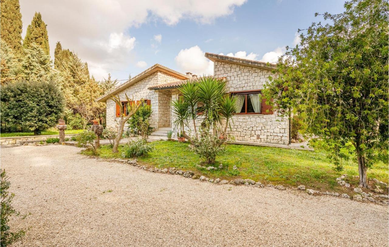 Amazing Home In Saturnia With Wifi 外观 照片